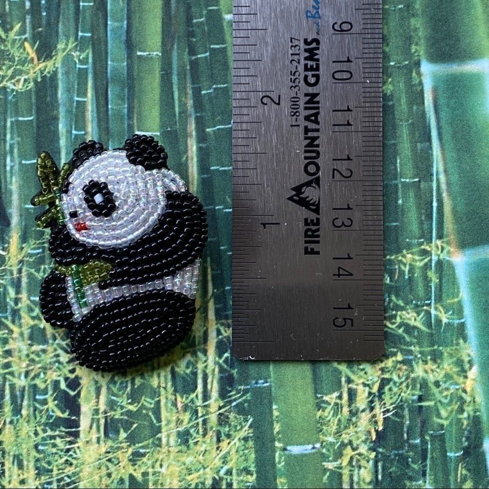 Panda Brooch Pin - Picture 2 of 3